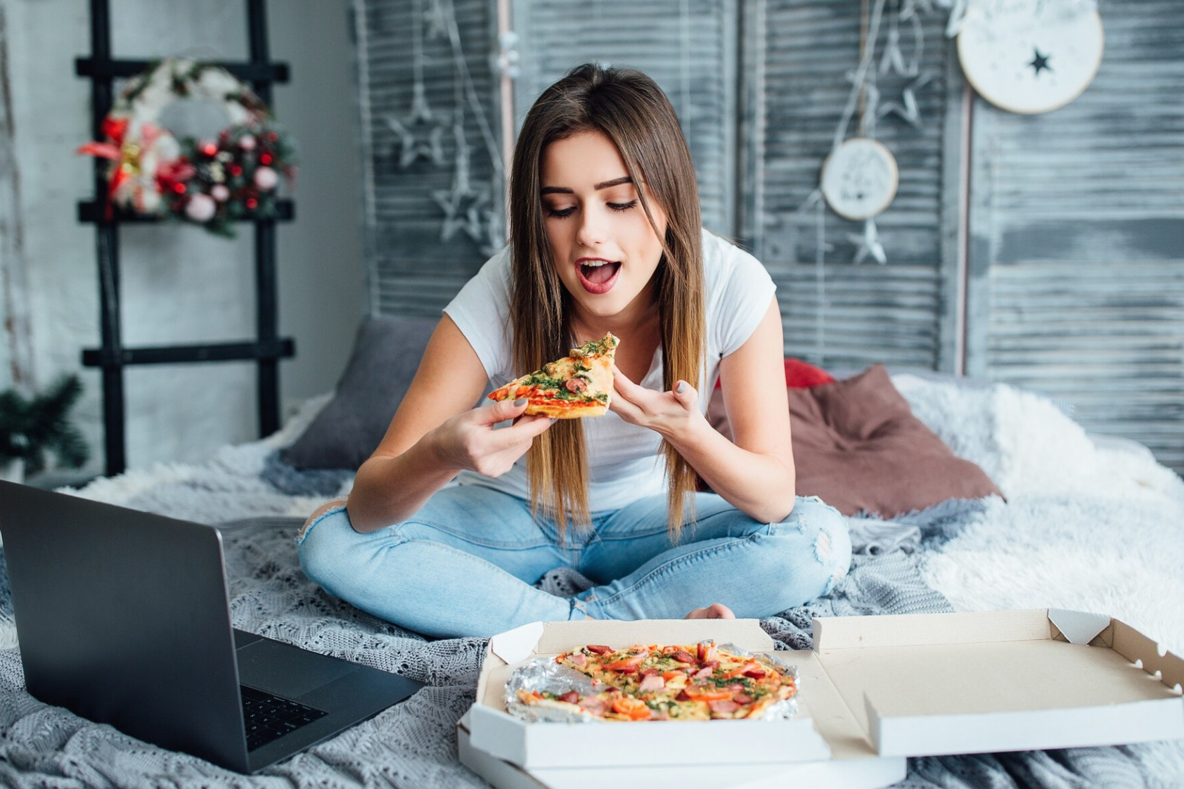 Can You Eat Pizza and Lose Weight?