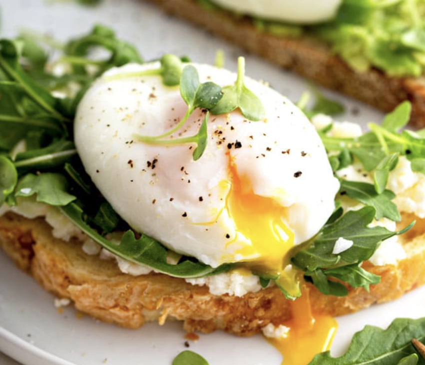 7 Tips You Need When Cooking Poached Eggs