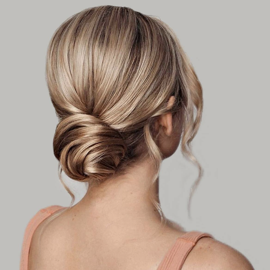 8 Easy Updos You Can Recreate in 10 Minutes or Less