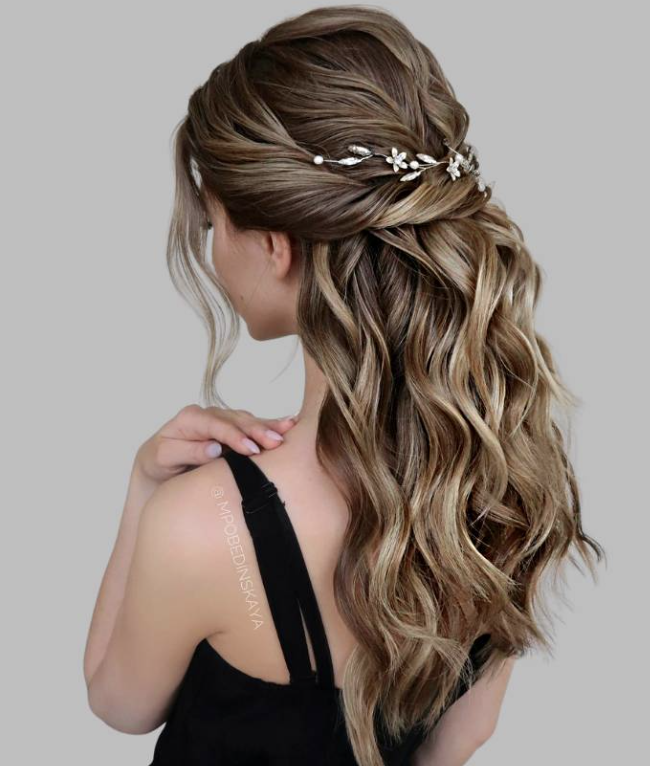 8 Stunning Prom Hairstyles for Every Hair Type