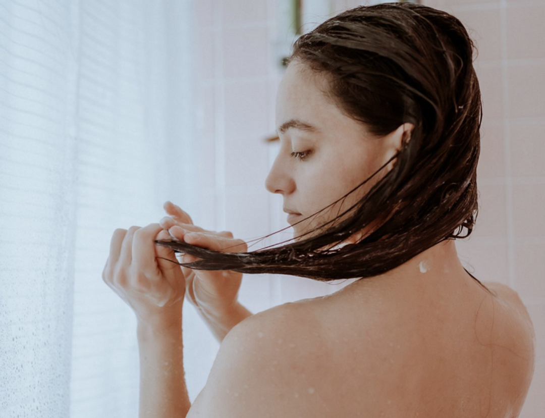 Common mistakes that slow down hair growth