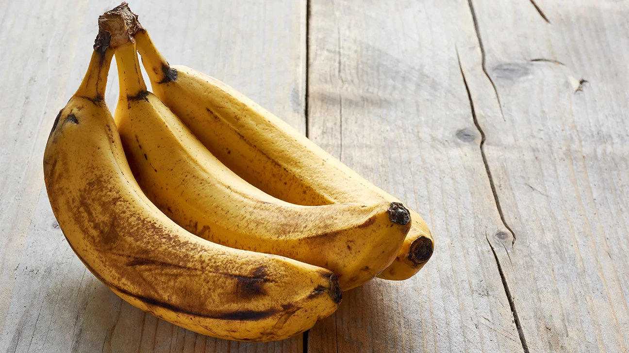 8 Best Way To Keep Bananas From Turning Brown Too Fast